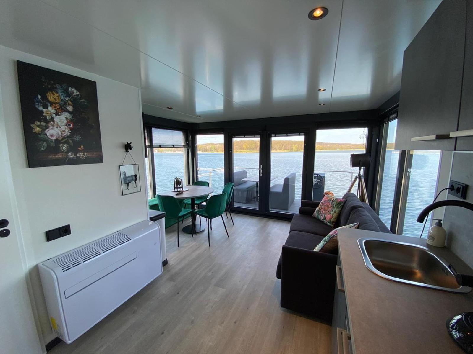 Houseboat Marina Mookerplas 4-6 Persons Plasmolen Exterior foto